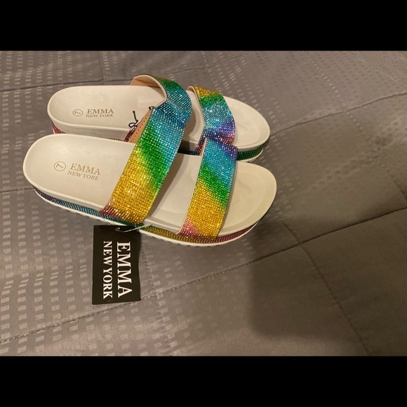 NWT Emma New York wedge sandals in size 7. - Picture 3 of 11